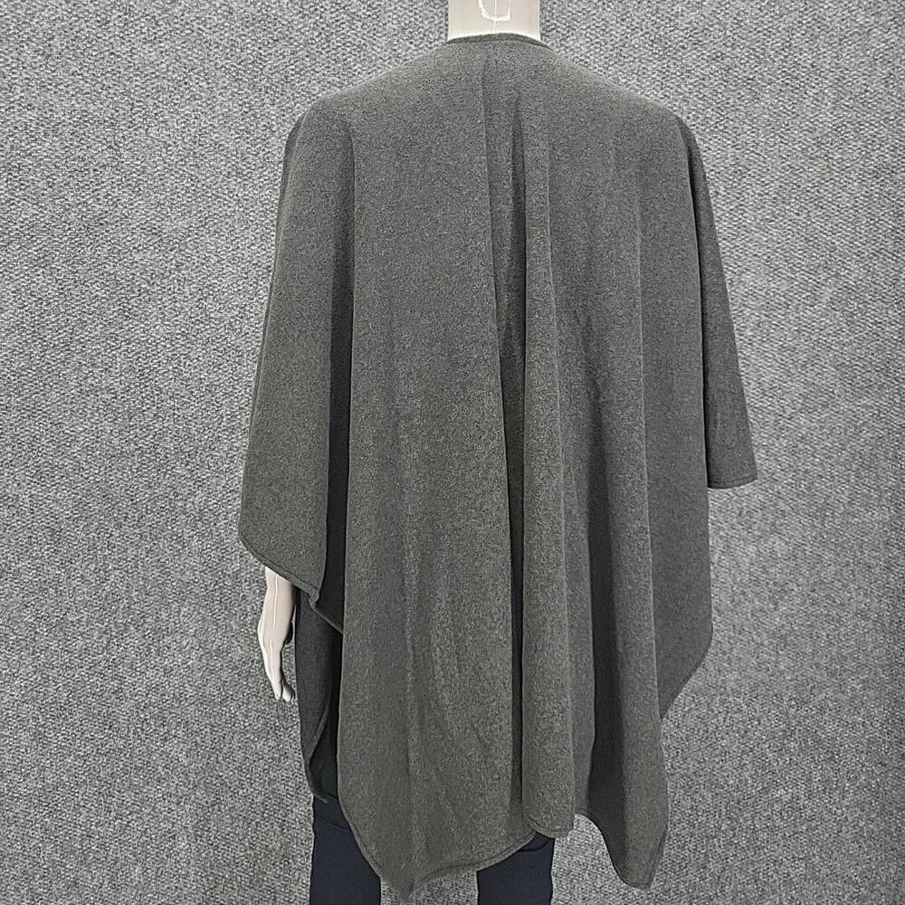 Joan Rivers Polar Fleece Ruana with Faux Fur Pockets One Size Plus Gray Topper